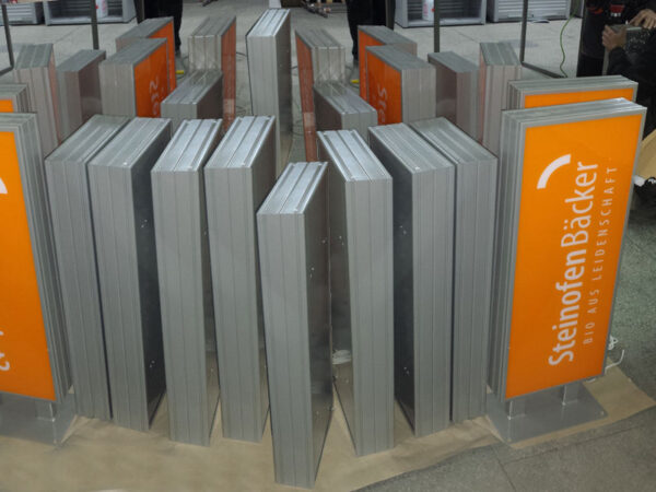 POSAGENT leuchttransparent03-600x450